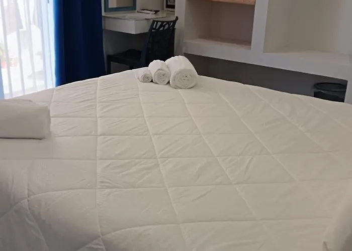 Panhouse Nocleg ze śniadaniem 4*